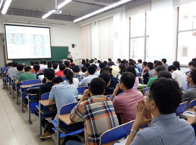 宇航学院第12届学术论坛第1期报告会成功举行