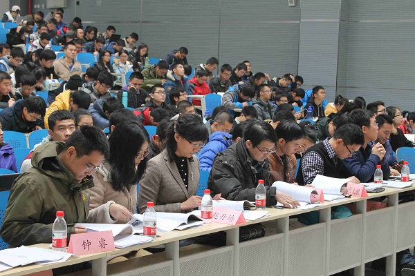 宇航学院2014级优良学风班答辩顺利举行