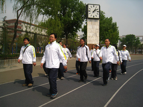 宇航学院成功举办第十一届师生运动会