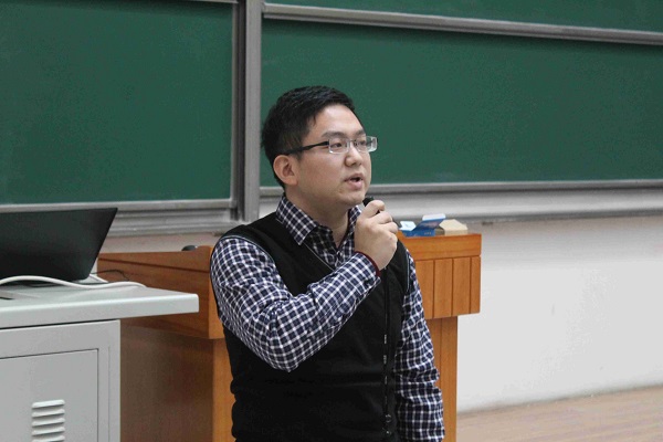 宇航学院2014级优良学风班答辩顺利举行